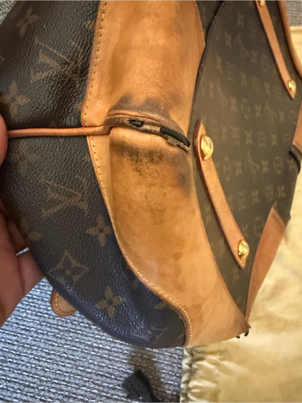 Louis Vuitton Stephen Sprouse 2006 Vintage handbag with Tortoiseshell-Link Strap - Picture 7 of 12